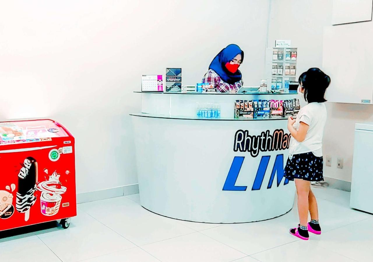 Le Premier Hotel Deltamas Cikarang Extérieur photo