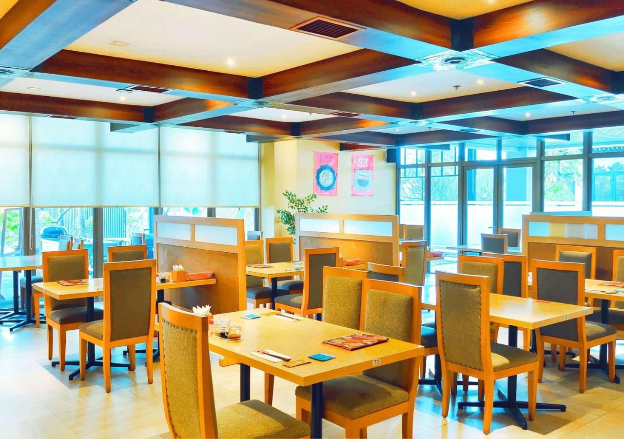 Le Premier Hotel Deltamas Cikarang Extérieur photo