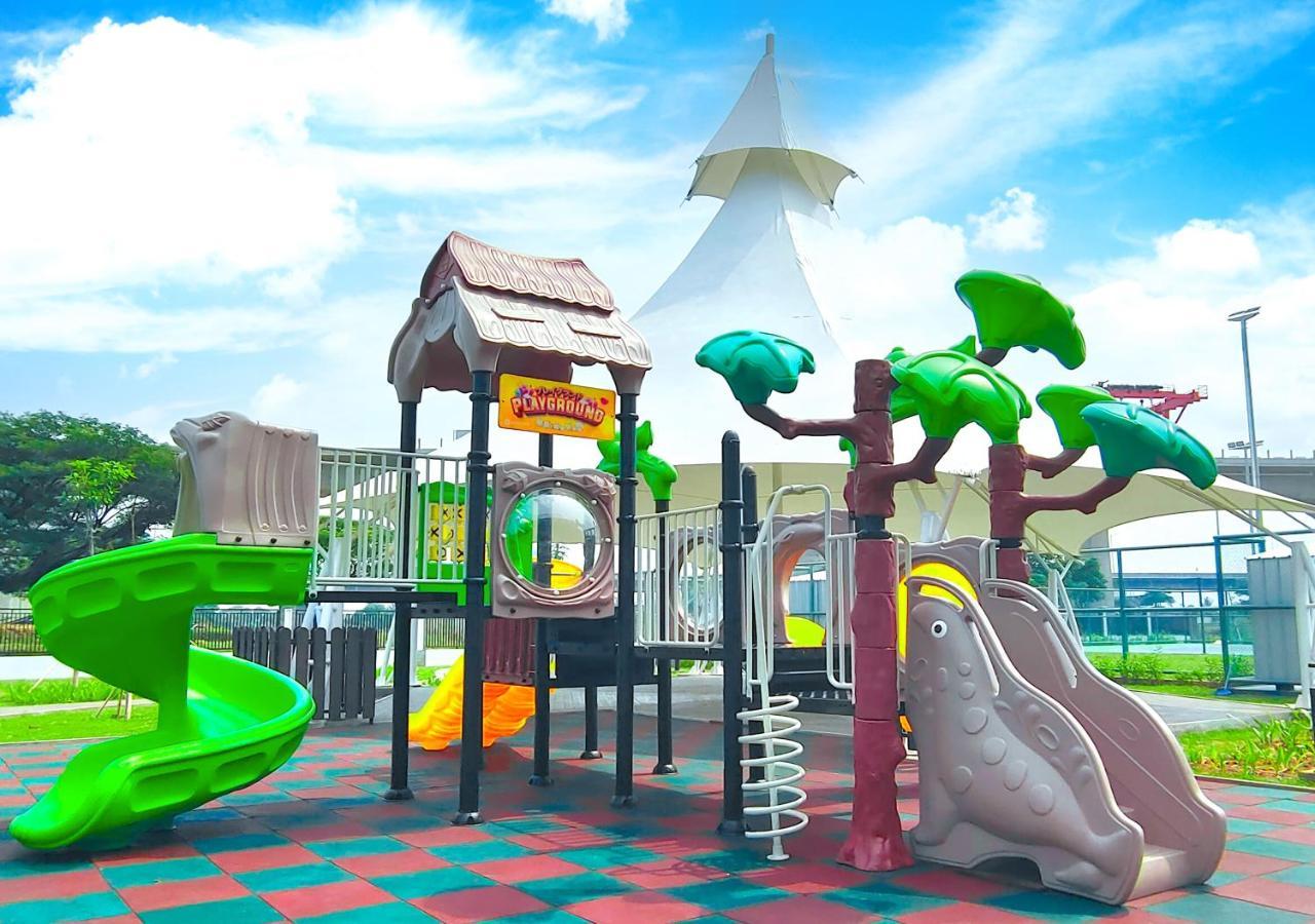 Le Premier Hotel Deltamas Cikarang Extérieur photo